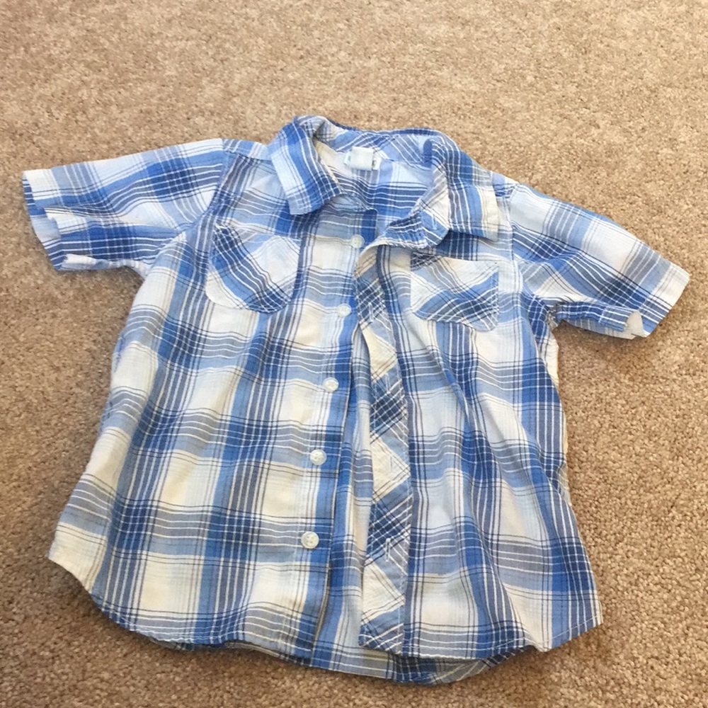 OLD NAVY TODDLER 5T BOYS BUTTON UP POLO